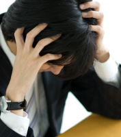 多重債務の悩み/海老名市で債務整理・任意整理・自己破産・個人再生をする